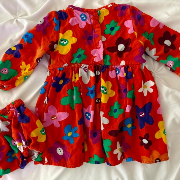 Stella McCartney 18mos Girl’s Dress-Smiling Flower Print Dress and Bloomers Set - Picture 4 of 4